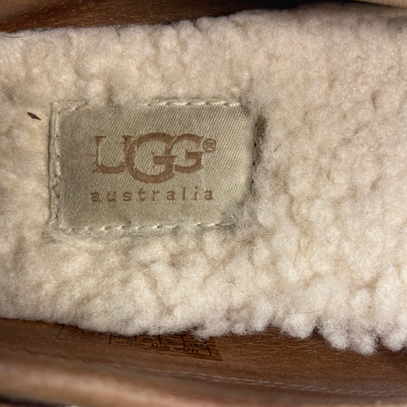 Ugg Australia Moccasins Loafers Slip size 6 women - Picture 5 of 8